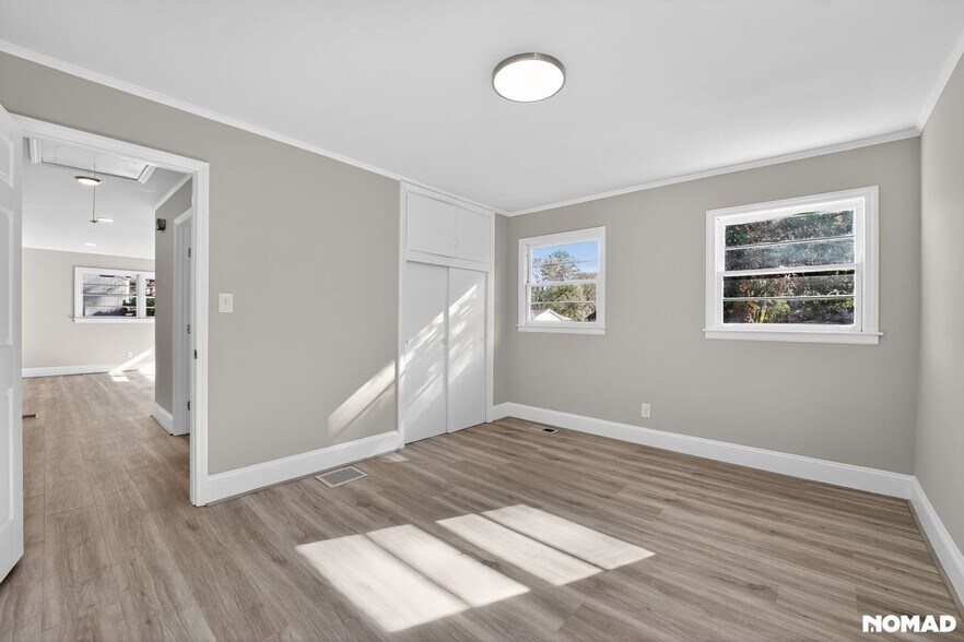 Building Photo - 4056 Whitehall Dr