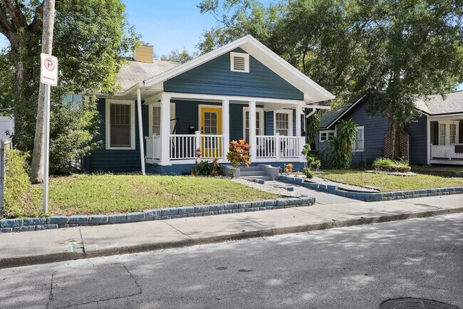 Building Photo - 1829 Hollenbeck Dr