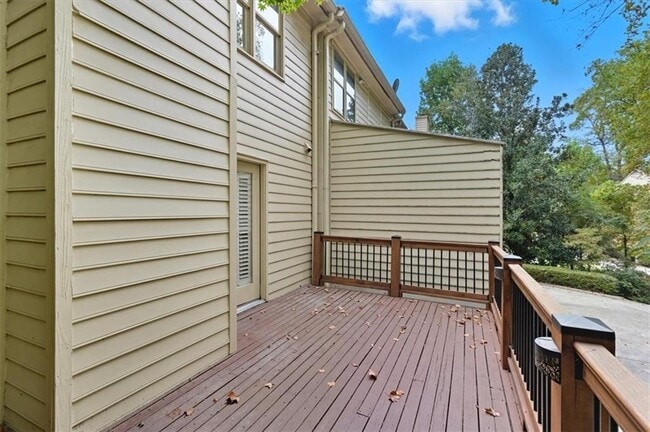 Building Photo - 1211 Whitlock Ridge Dr