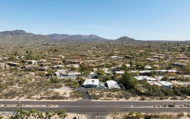 Building Photo - 7440 E Cave Creek Rd