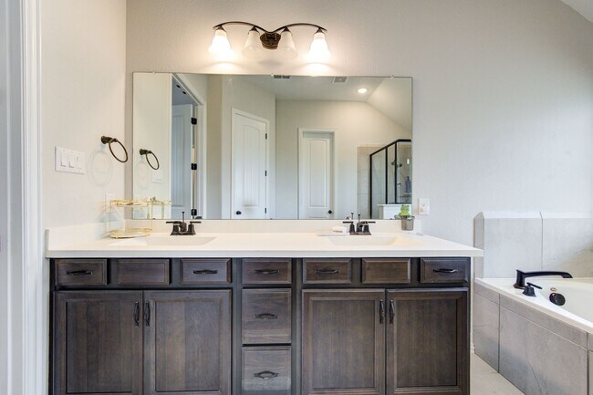 Building Photo - 3507 Sunburst Ct
