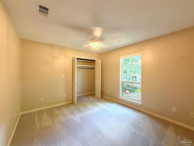Building Photo - 7707 Beechwood Dr