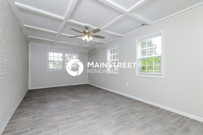 Building Photo - 3 Bedroom Pet-Friendly Home in KING, NC wi...