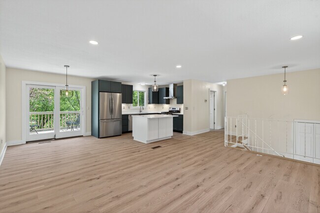Building Photo - 6474 Totem Trail