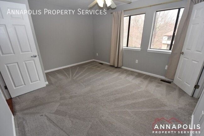 Building Photo - 451 Knottwood Ct