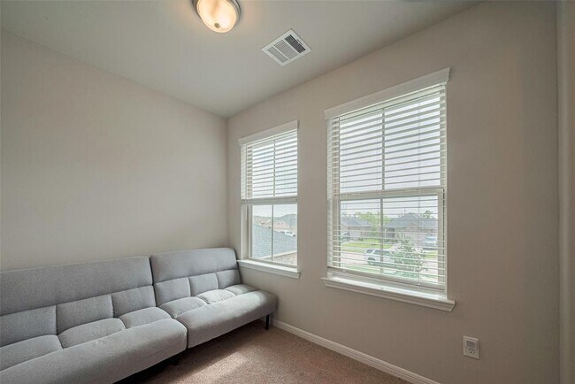 Building Photo - 3813 Kirby Ct