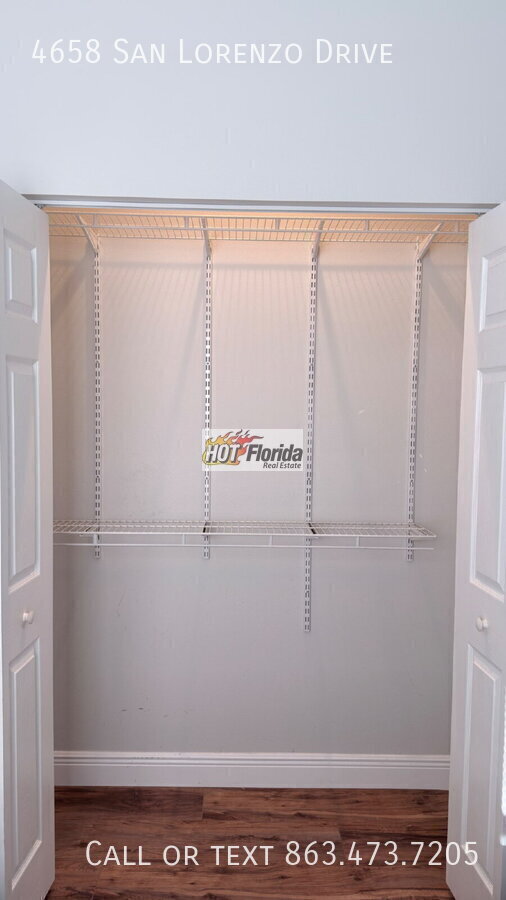 Building Photo - 4658 San Lorenzo Dr