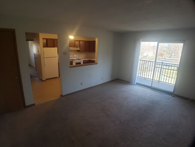 Building Photo - 2 Bedroom 1 Bath in Owatonna