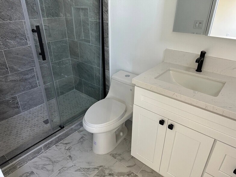 Building Photo - 3558 Butler Ave