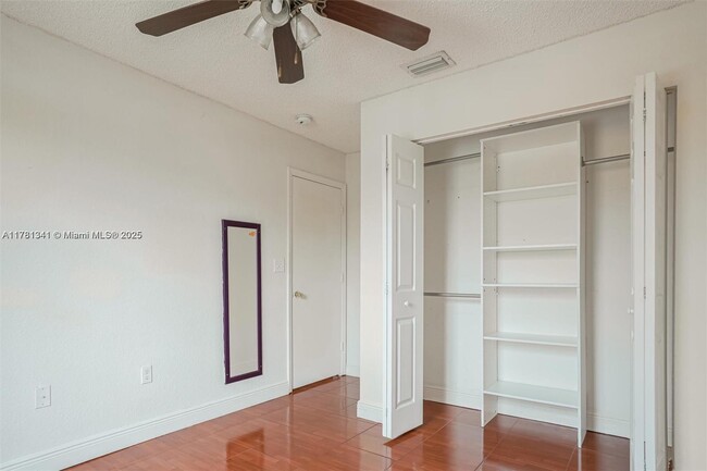 Building Photo - 11605 SW 147th Ave