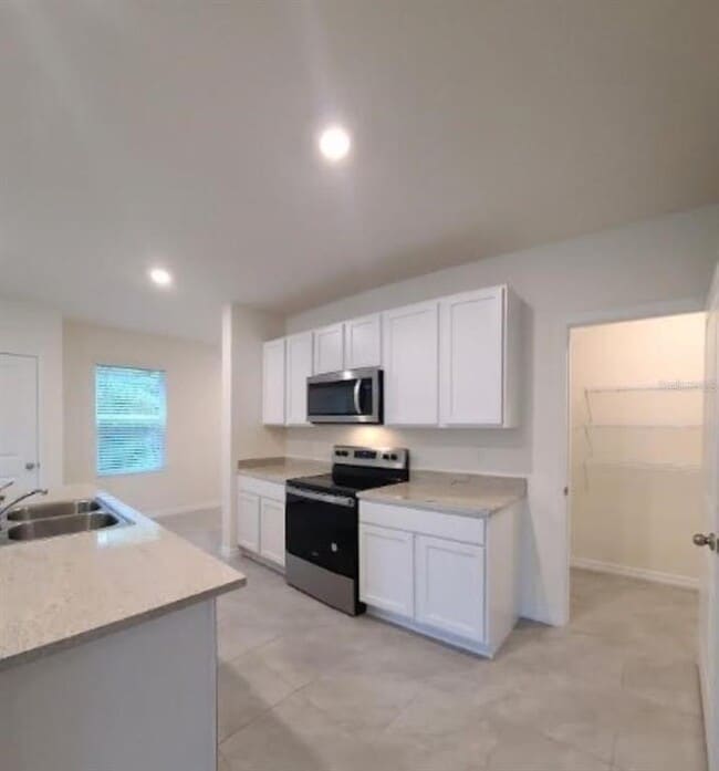 Building Photo - 7768 Cypress Walk Dr