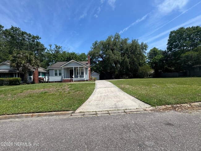 Building Photo - 3609 Dellwood Ave