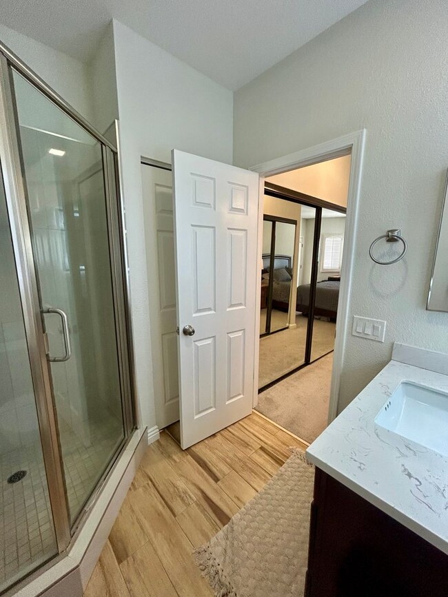 Building Photo - Modern and Convenient Condo Near Almaden Lake
