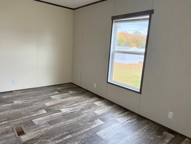 Building Photo - 580 Flatwoods Way