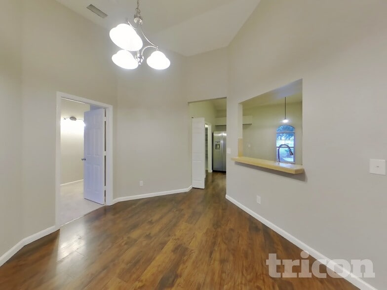 Building Photo - 4716 Hunts Ct