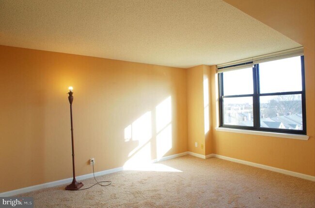 Building Photo - 1200 Braddock Pl