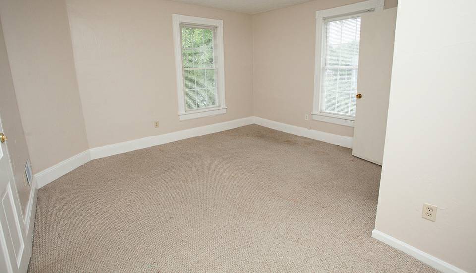 bedrooom 2 - 350 collicello st