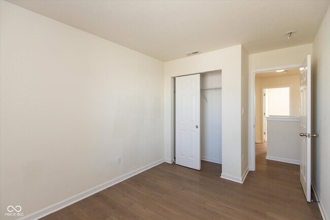 Building Photo - 1051 Taurus Ct