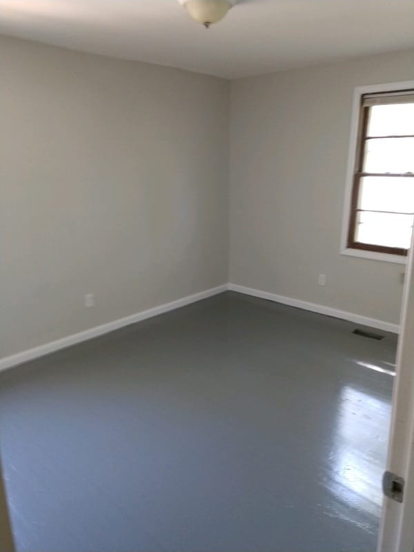 Building Photo - 4207 Dinglewood Ave