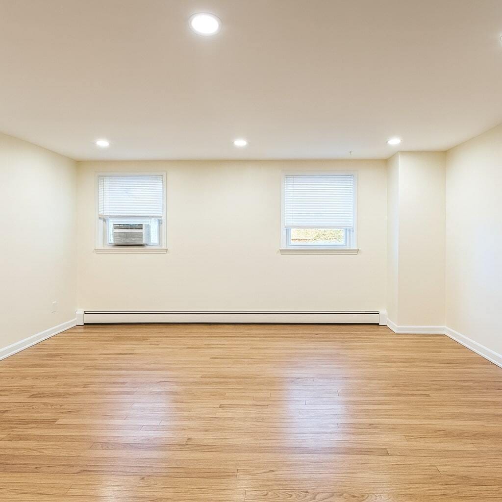 LIVING ROOM - 11 Pilgrim Ct