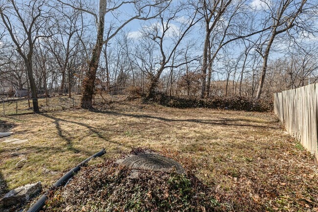 Building Photo - Newly Renovated Home - Steps Away from KU Med