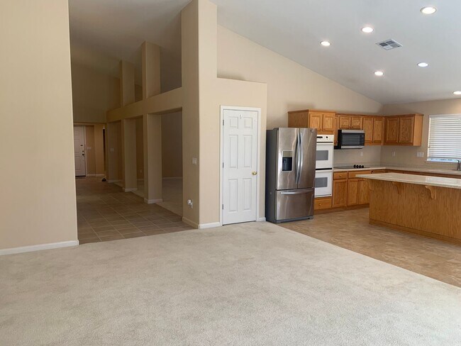 Building Photo - 4518 Avondale Cir
