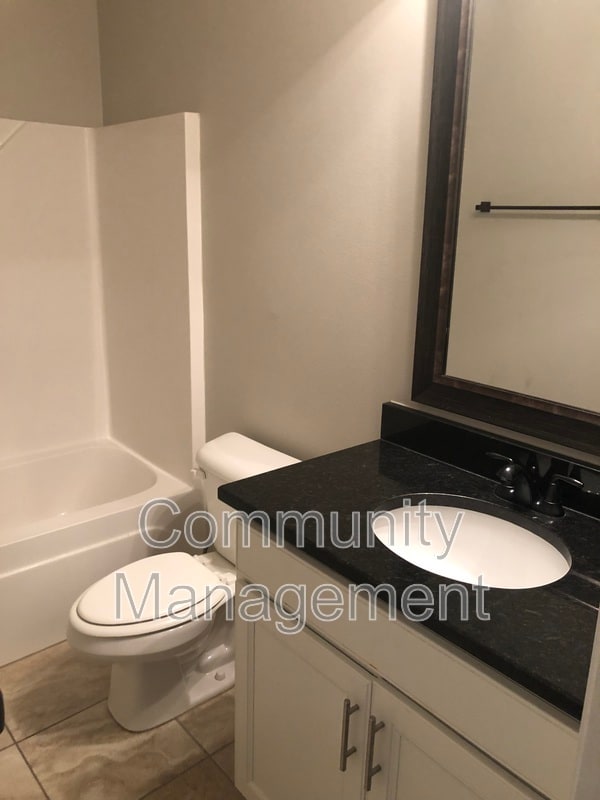 Building Photo - 6266 Tiger Trace Ave