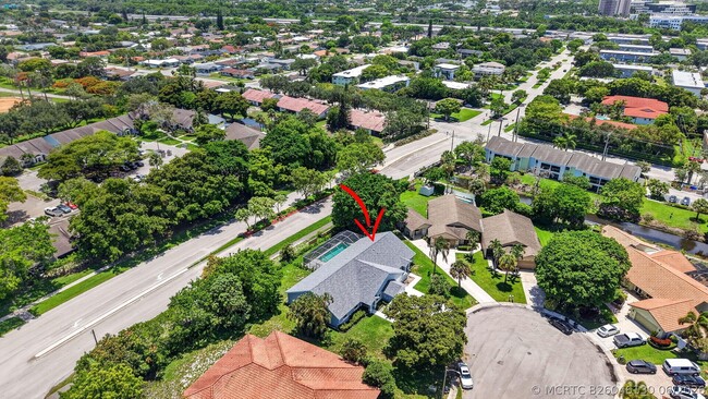 Building Photo - 1378 NW 13th Ct