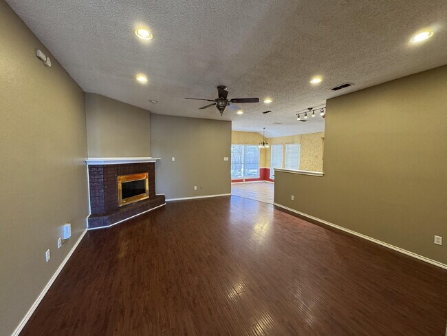 Building Photo - 6415 13th St