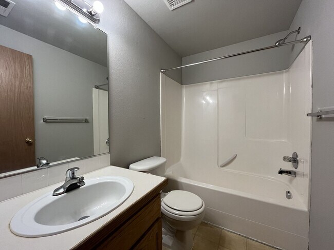 Building Photo - 3-Bed Home with Fireplace, Fenced Backyard, 2 Car Garage & Front Patio!