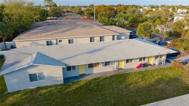 Building Photo - 831 NW 1st Ave