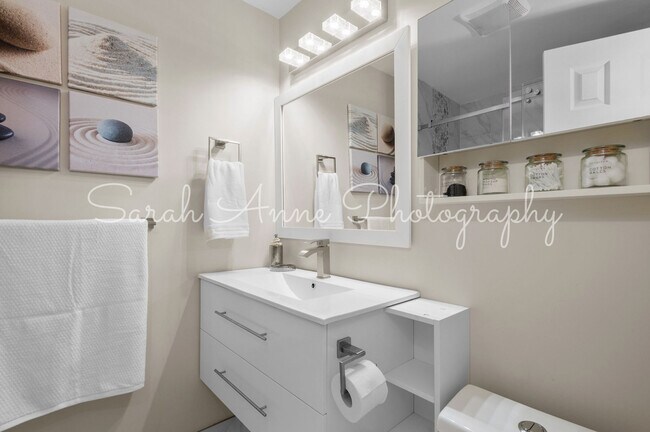 Building Photo - 426 Jefferson St