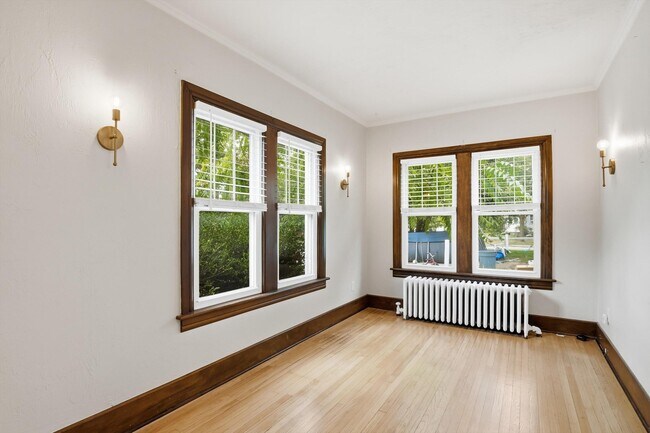 Building Photo - 707 Harrison St