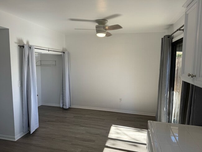 Building Photo - UPDATED 3BR/1.5BA CONDO in ALPINE availabl...