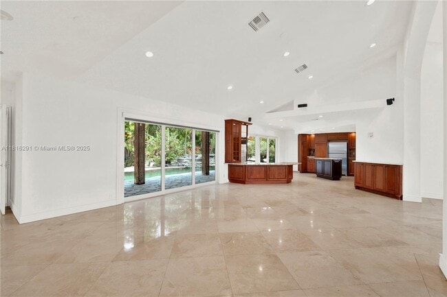 Building Photo - 7405 SW 134th St