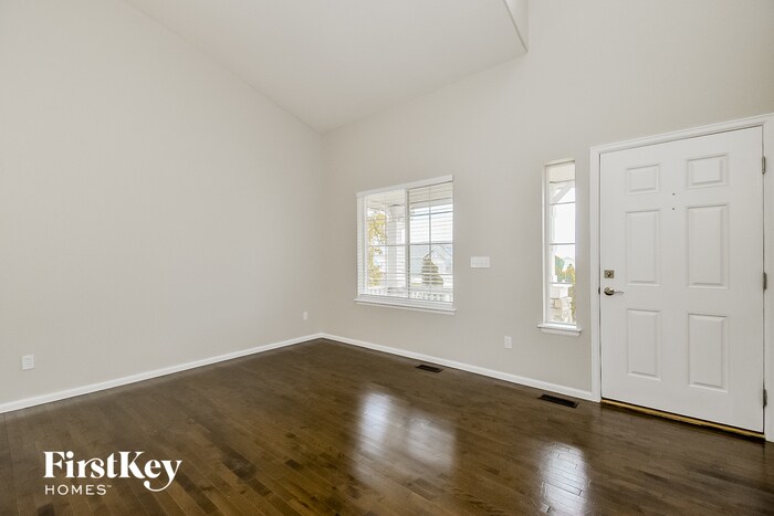 Building Photo - 8308 Brook Valley Dr