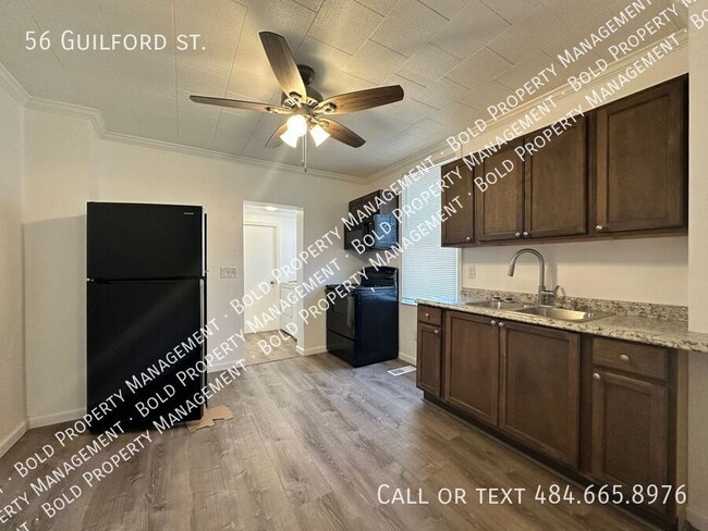Building Photo - 56 Guilford St