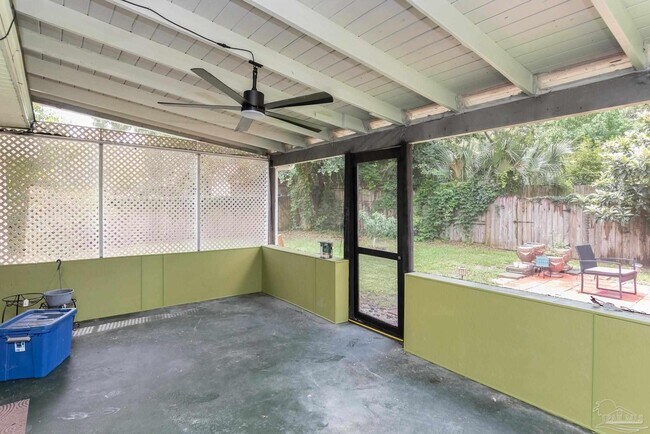 Building Photo - 2217 N 61st Ave
