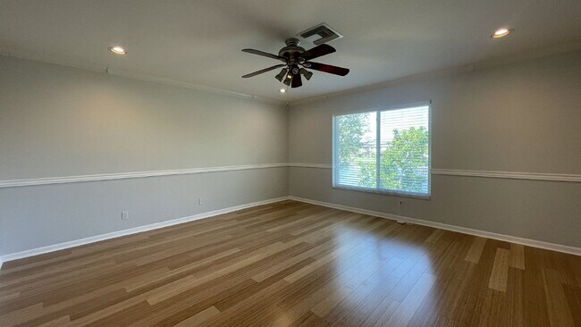 Building Photo - 4857 Victoria Cir