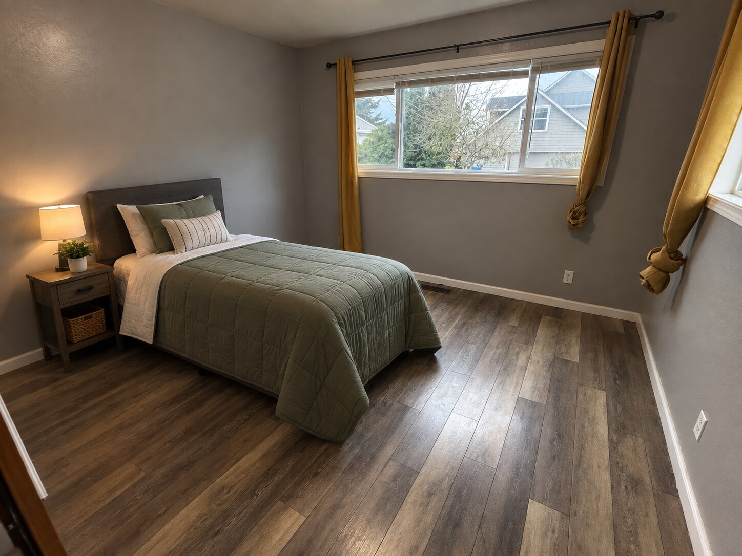 Bedroom - 6971 Rainbow Dr SE