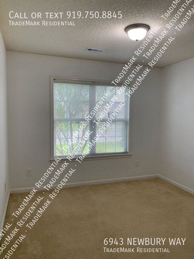 Building Photo - 6943 Newbury Way