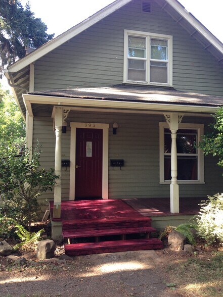 One Bedroom Apartment in Historic Home - 993 W 4th Ave