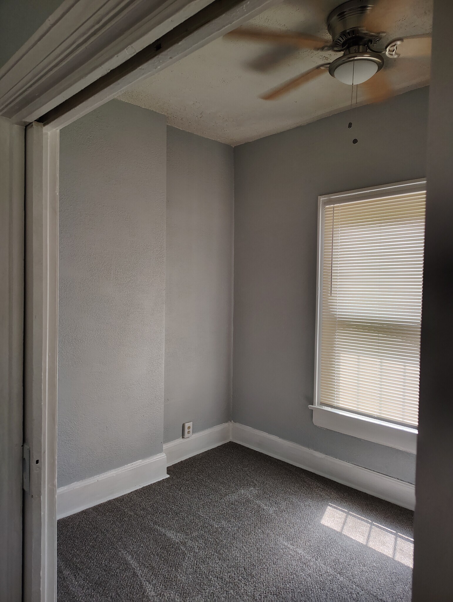Building Photo - 1118 Wildwood Ave