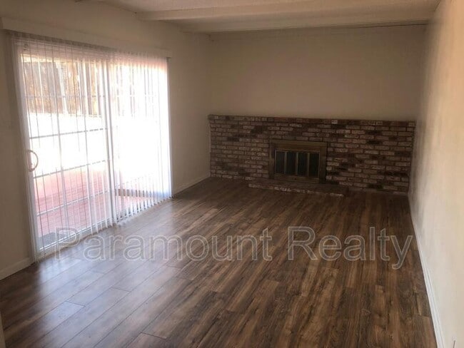 Building Photo - 3617 Lisbon Dr