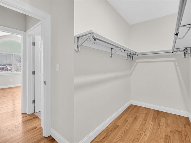 Building Photo - 97 Great Rd