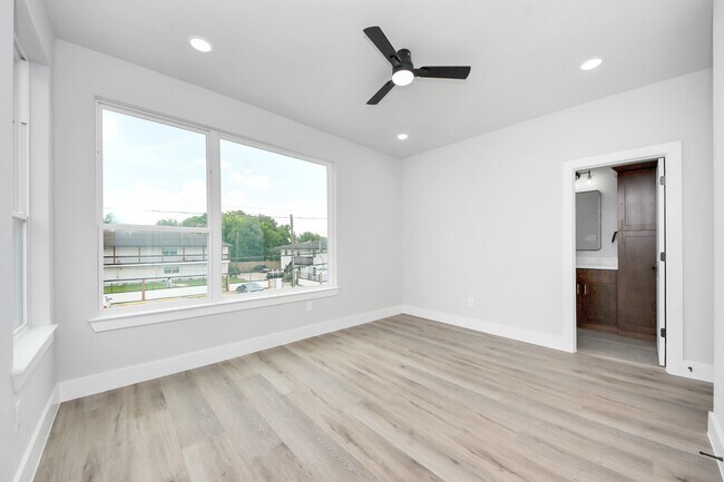 Building Photo - 6814 Del Rio St