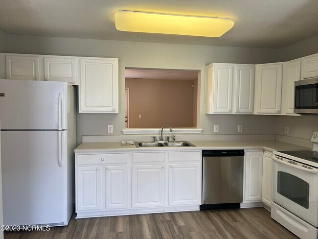 Building Photo - 4215 Williamsbrook Ln