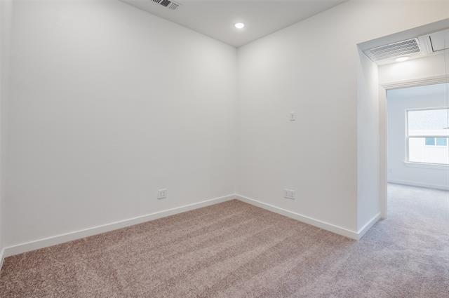 Building Photo - 3707 Queen Rd