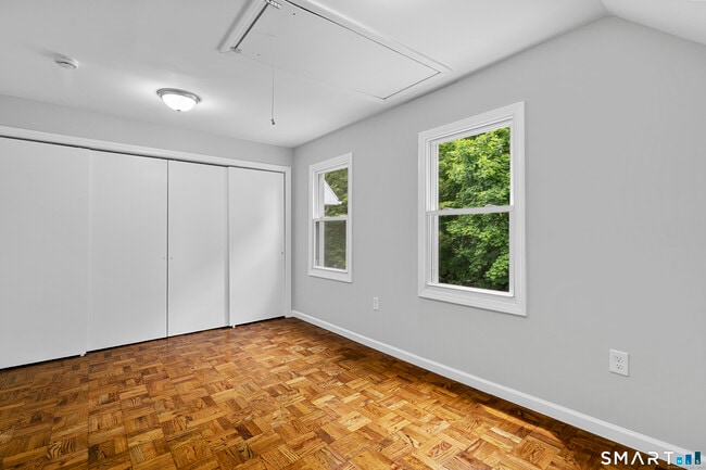 Building Photo - 196 Farren Ave