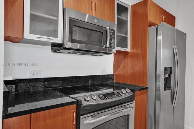 Building Photo - 18800 NE 29th Ave